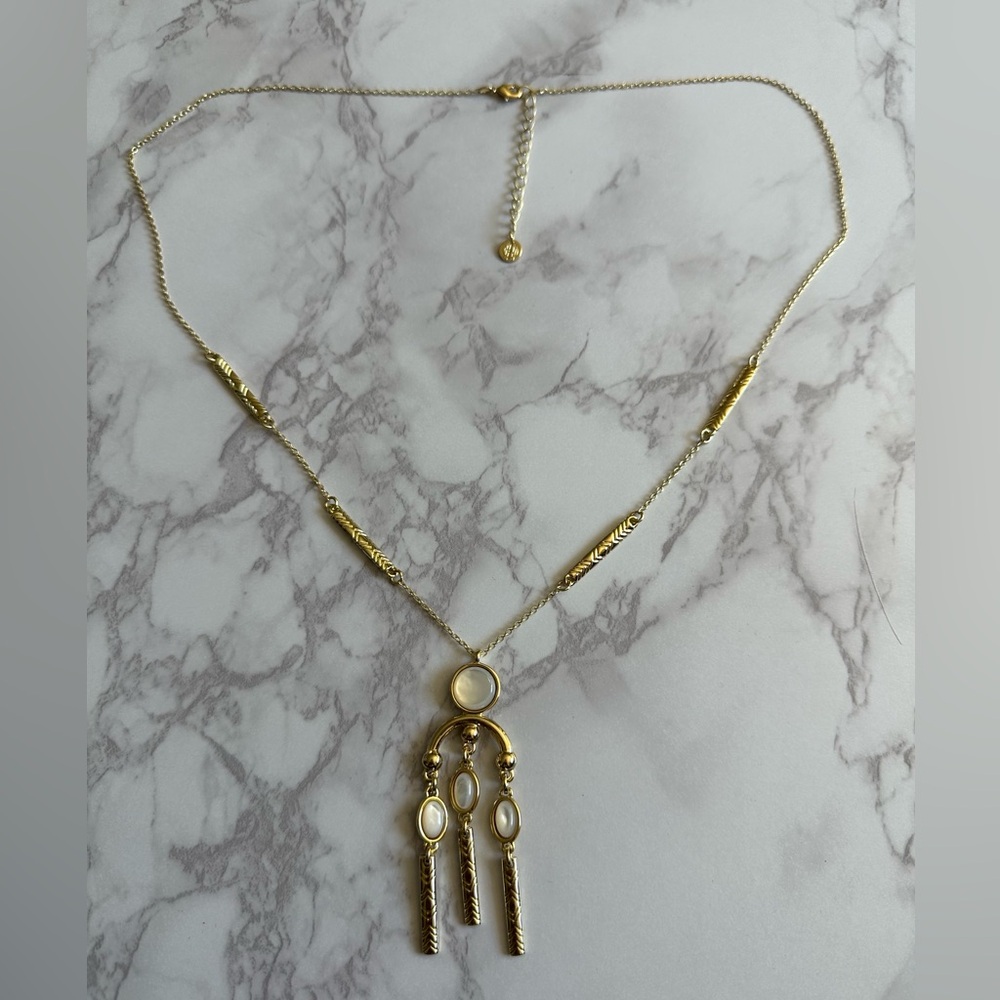 House of Harlow 1960 Gold and White Necklace